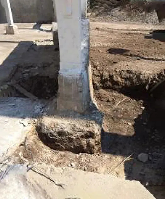Damaged UT column